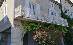 CAHORS SUD : Maison quercynoise avec vue sur place du village